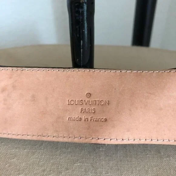 Louis Vuitton Velvet Leather Backed Branded Logo Buckle Belt - Picture 5 of 11
